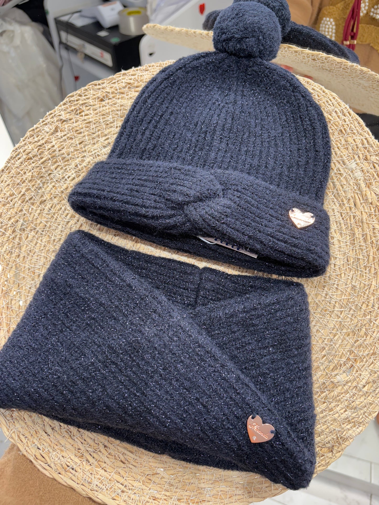 Set cuffia e scalda collo