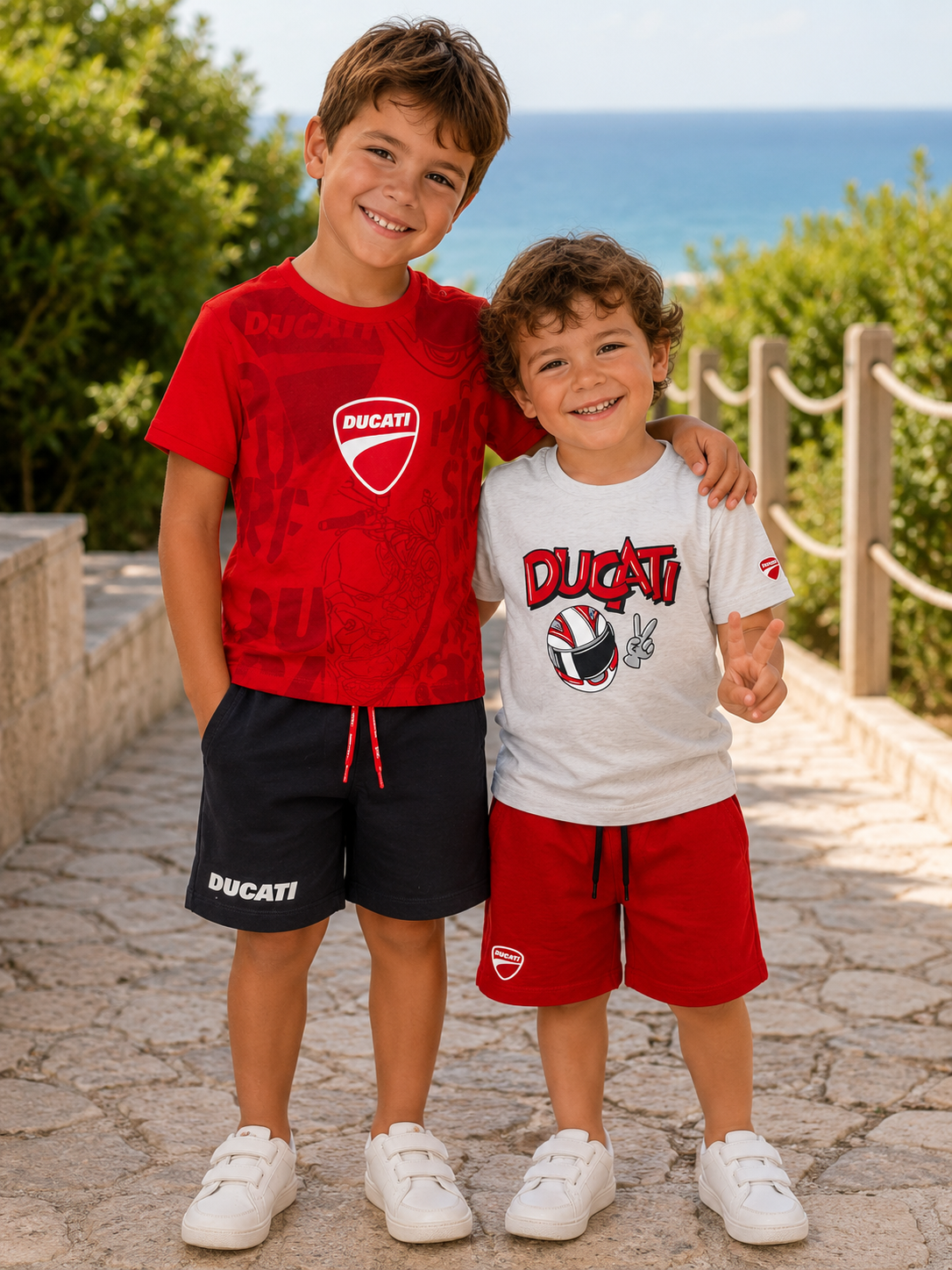 Completo Ducati rosso